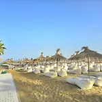 Lura 2 215 公寓 Plazhi San Pietro