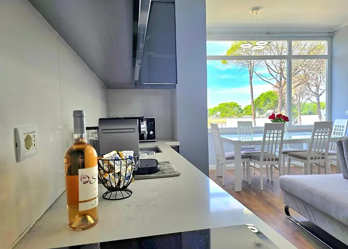 Lura 2 215 * Plazhi San Pietro