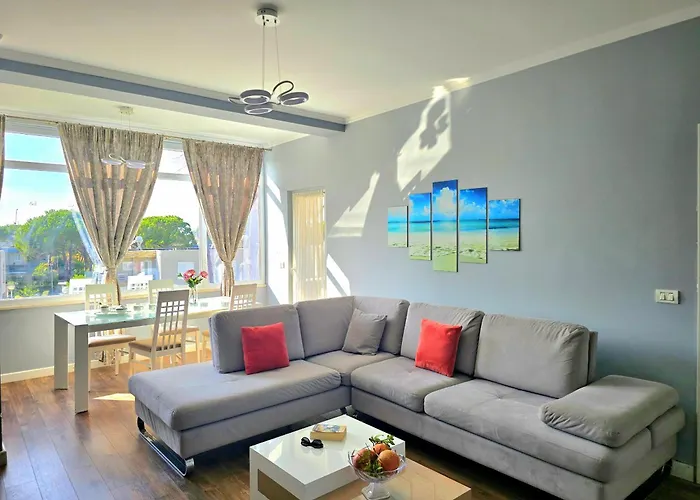 Apartamento Lura 2 215 *